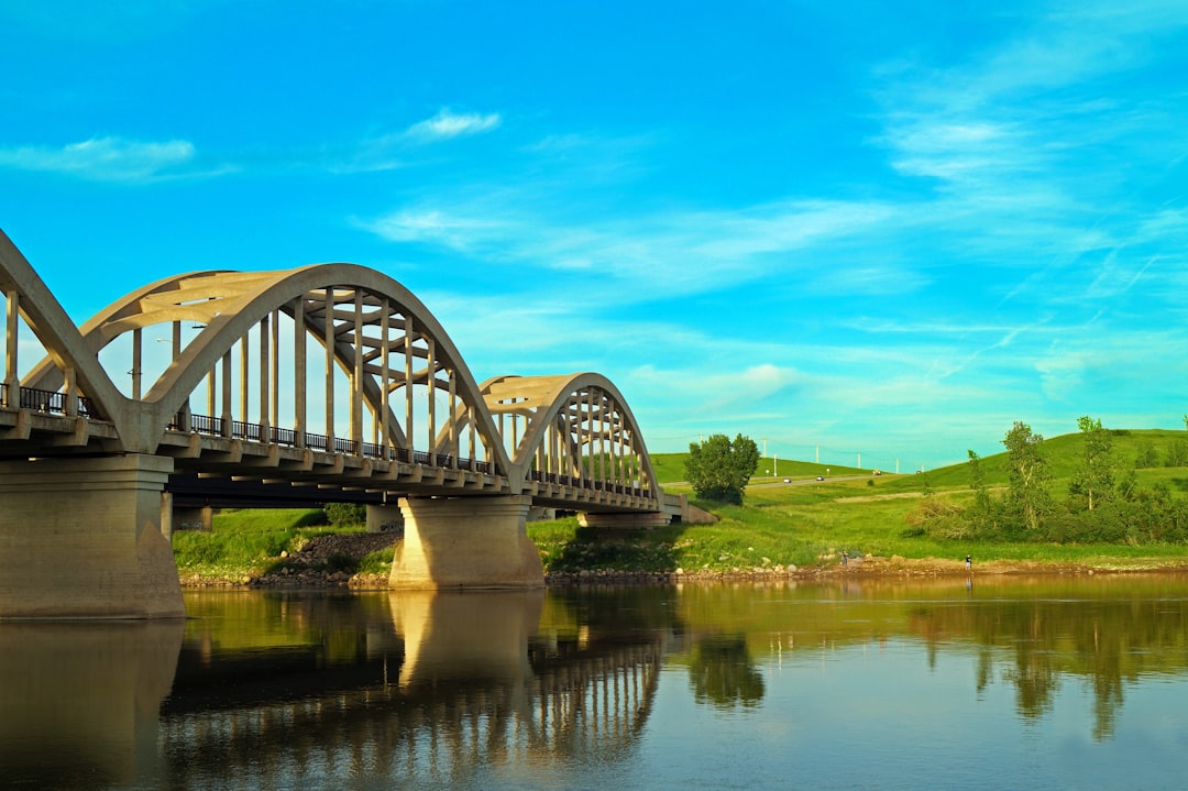 Anonymous Blockchain Bridges: Secure Cross-Chain Privacy Solutions