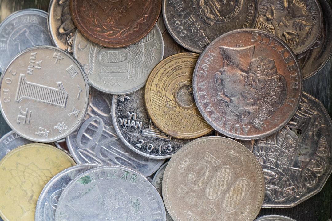 Delisting Private Coins: Risks, Impacts, and Strategies for Crypto Enthusiasts