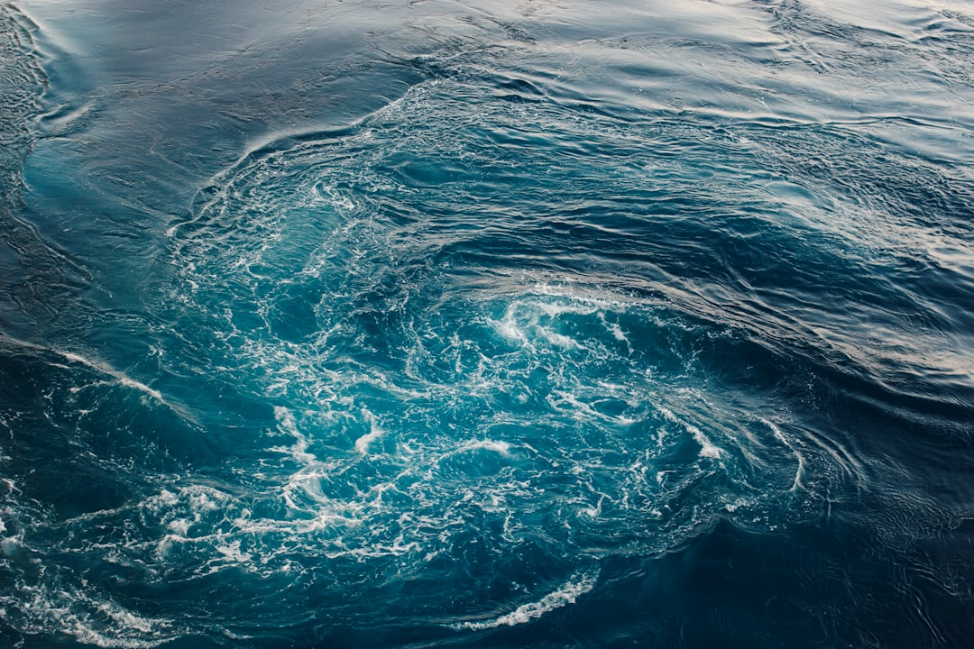 JoinMarket Whirlpool Comparison: Boosting Bitcoin Privacy