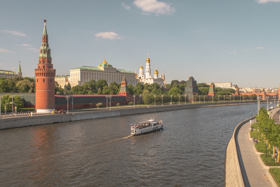 P2P Crypto ATM in Moscow: Secure Private Transactions