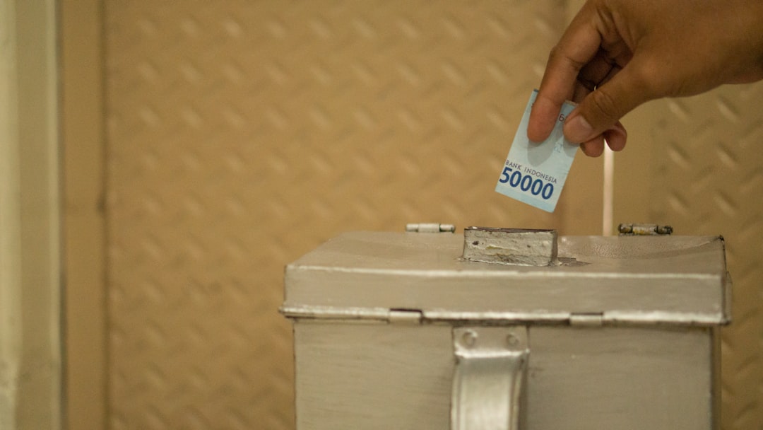 Selective Disclosure of Attributes: Enhancing Privacy in Cryptocurrency Transactions